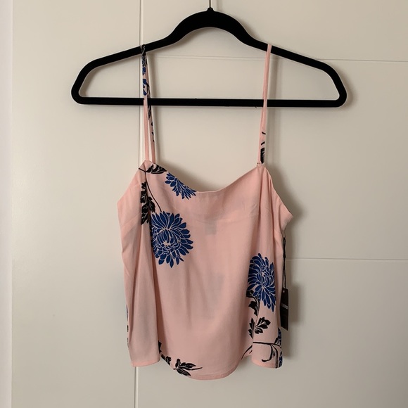 Top - Picture 2 of 4